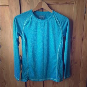 Layer 8 Quick dry shirt, size Small